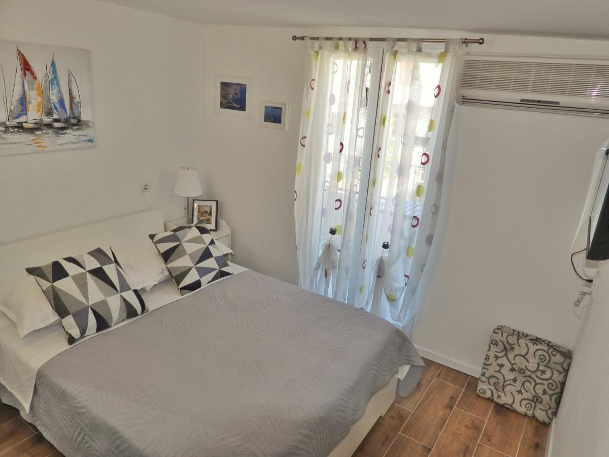 Apartmani Robert Bol Exterior foto